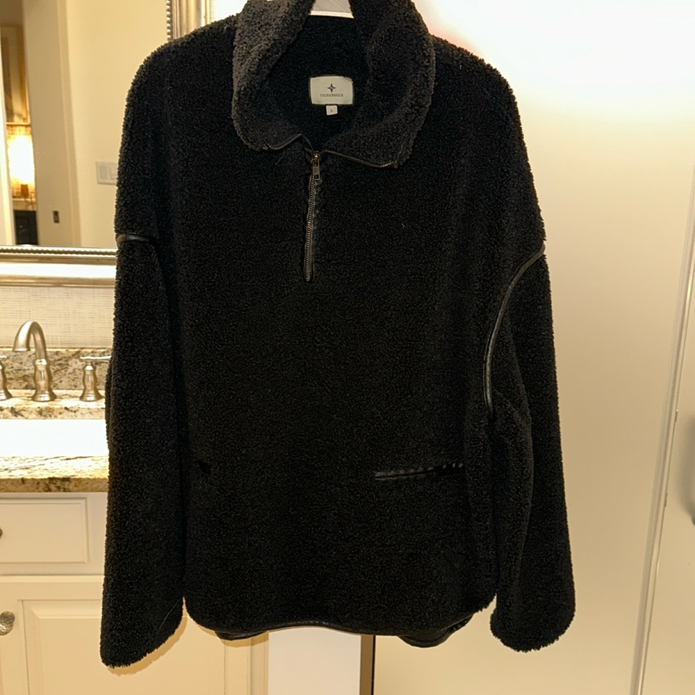 EUC Tuckernuck Rhodes Shearling Quarter Zip